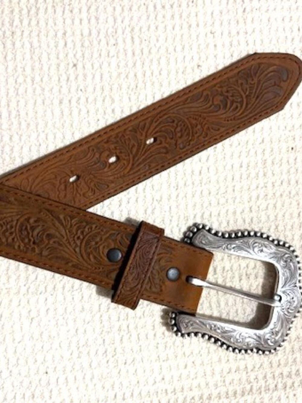 TONY LAMA WOMEN'S TOOLED LEATHER LAYLA BELT Size 30 C50739 pre-owned - Picture 5 of 5